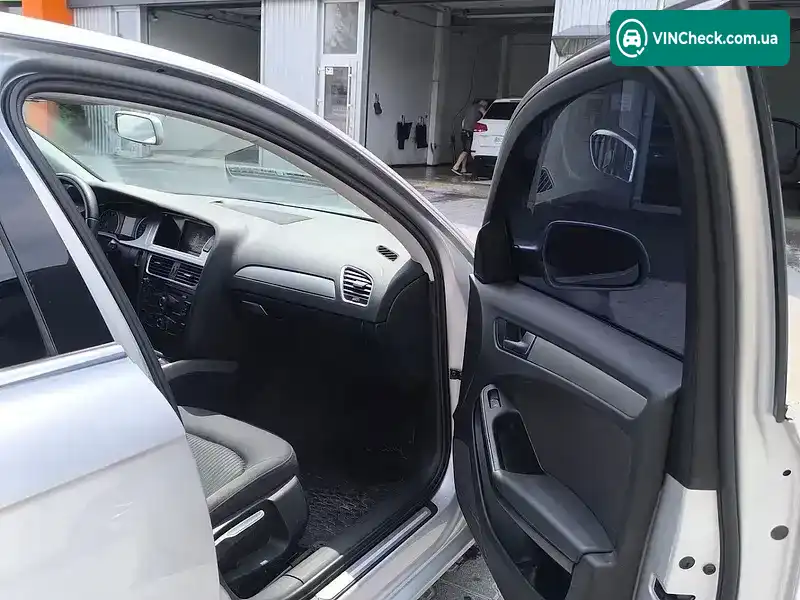 Audi A4 2009, фото з оголошення 2 з 6, VIN WAUZZZ8K0AA067942