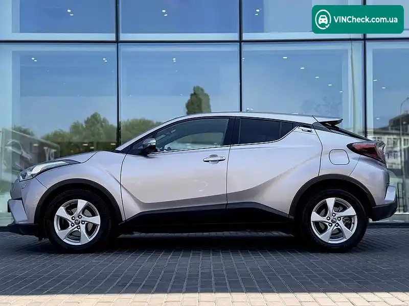 Toyota C-HR 2018, фото з оголошення 2 з 20, VIN NMTKY4BX90R041712