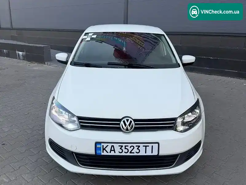 Volkswagen Polo 2011, фото з оголошення 2 з 20, VIN XW8ZZZ61ZCG015143
