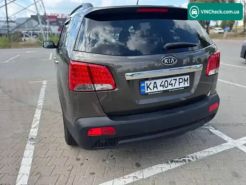 Kia Sorento 2011, фото з оголошення 1 з 20, VIN KNAKU811DB5181417