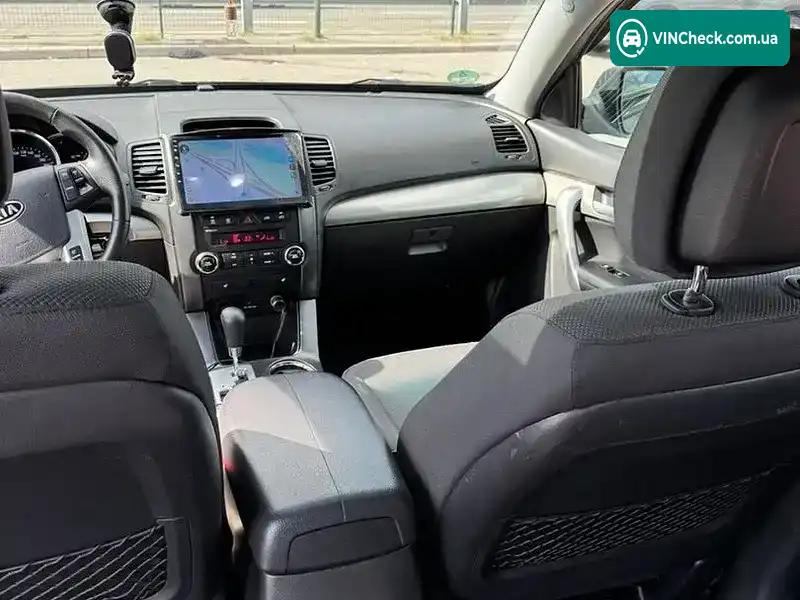 Kia Sorento 2011, фото з оголошення 2 з 20, VIN KNAKU811DB5181417