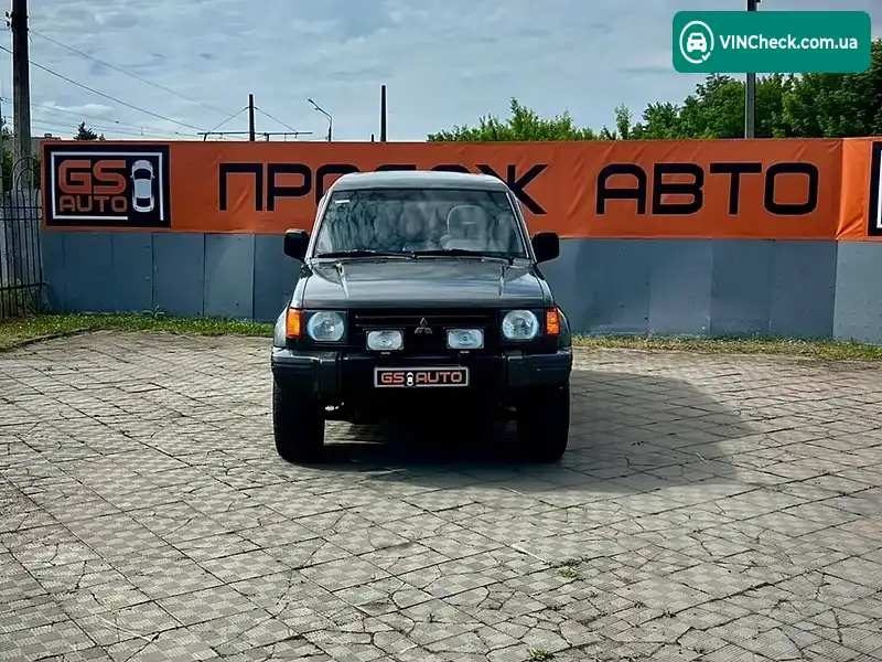 Mitsubishi Pajero 1994, фото з оголошення 2 з 20, VIN JMB0RV450RJ000213