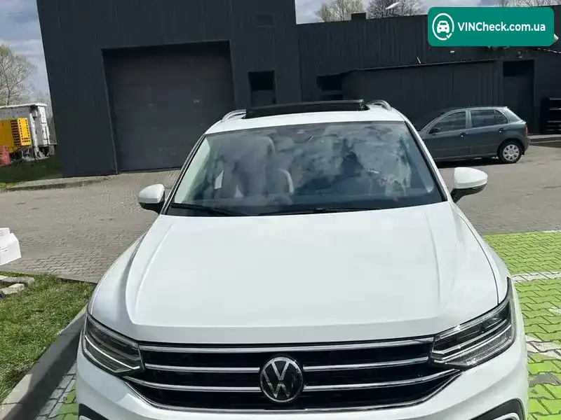 Volkswagen Tiguan 2024, фото з оголошення 2 з 12, VIN 3VVMB7AX6RM163750