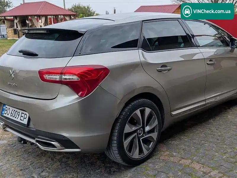 Citroen DS5 2013, фото з оголошення 1 з 20, VIN VF7KF5FVADS512087