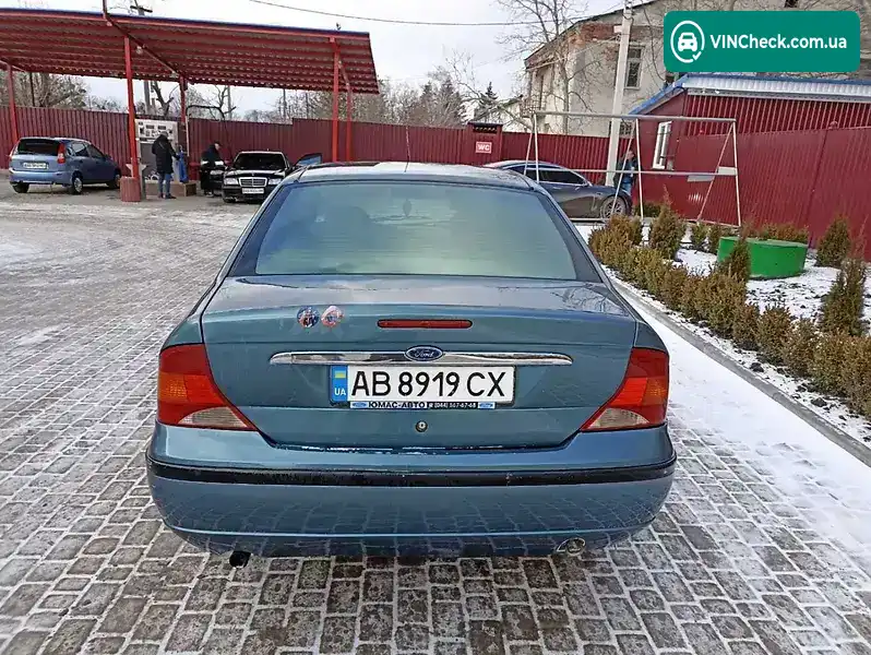 Ford Focus 2002, фото з оголошення 2 з 6, VIN WF0FXXWPDF2T27000