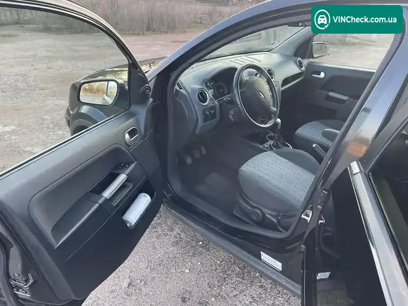 Ford Fusion 2006, фото з оголошення 1 з 20, VIN WF0UXXGAJU6B33881