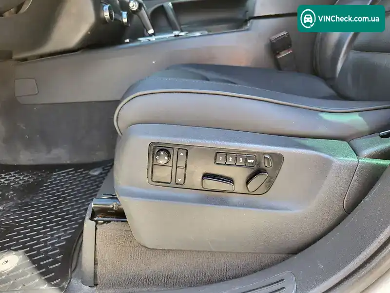 Volkswagen Touareg 2004, фото з оголошення 2 з 20, VIN WVGZZZ7LZ4D060357