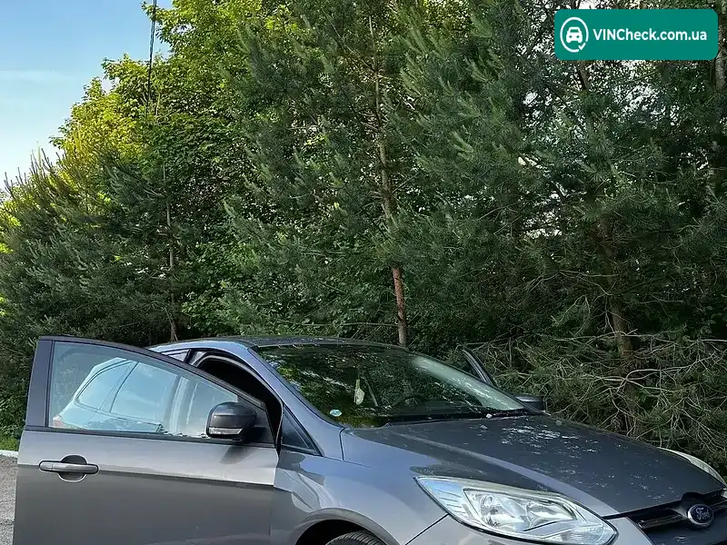 Ford Focus 2012, фото з оголошення 1 з 12, VIN WF0LXXGCBLCA53659