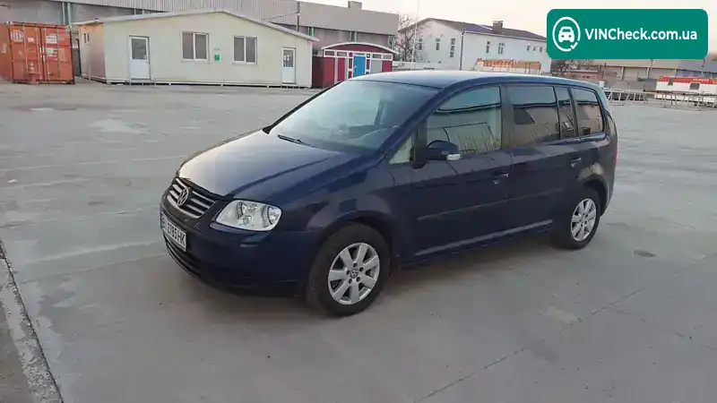 Volkswagen Touran 2004, фото з оголошення 1 з 9, VIN WVGZZZ1TZ4W172927