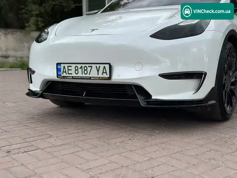 Tesla Model Y 2020, фото з оголошення 2 з 21, VIN 5YJYGDEFXLF025559
