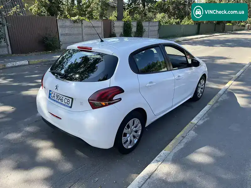 Peugeot 208 2018, фото з оголошення 2 з 18, VIN VF3CCHMZ0JT004367