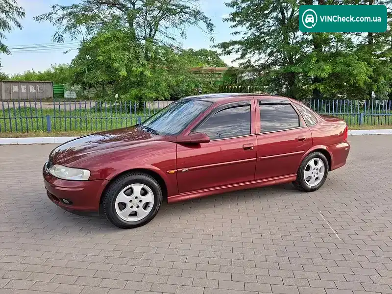 Opel Vectra 1999, фото з оголошення 1 з 20, VIN W0L0JBF19X1187238