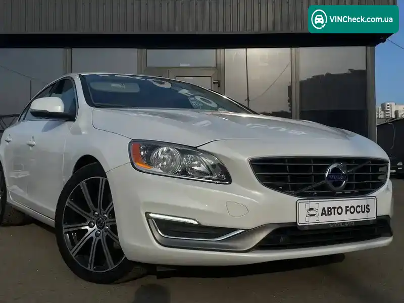 Volvo S60 2017, фото з оголошення 2 з 21, VIN LYV402TK8JB168600