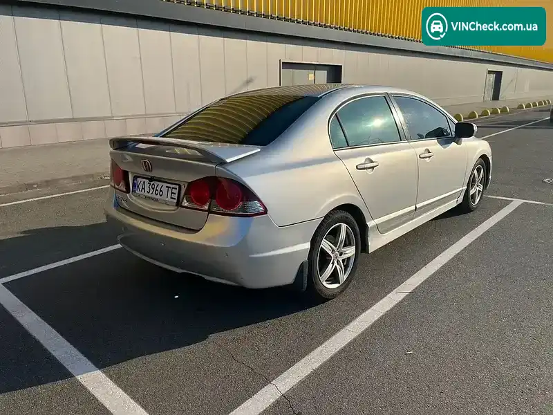 Honda Civic 2008, фото з оголошення 2 з 11, VIN NLAFD76408W026153