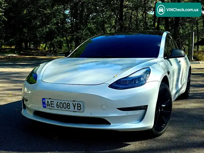 Tesla Model 3 2021, фото з оголошення 1 з 11, VIN 5YJ3E1EB8MF924319