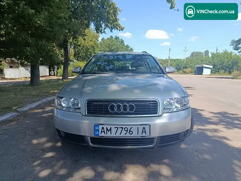 Audi A4 2002, фото з оголошення 2 з 20, VIN WAUZZZ8E33A244092