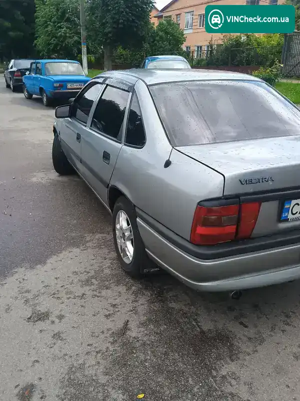 Opel Vectra 1993, фото з оголошення 2 з 19, VIN W0L000087P1201721