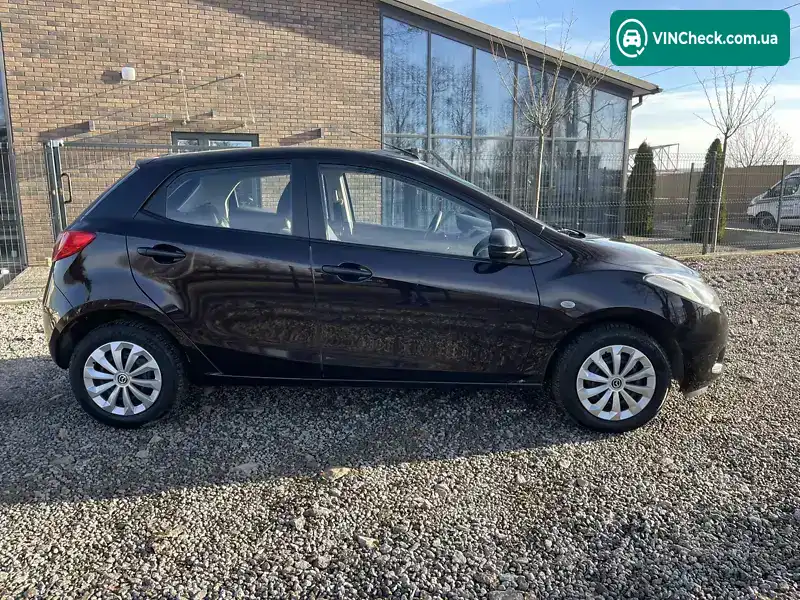 Mazda 2 2008, фото з оголошення 2 з 20, VIN JMZDE14K200166371