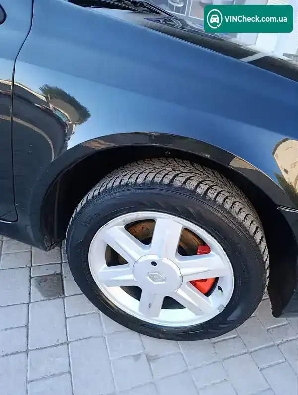Renault Laguna 2002, фото з оголошення 2 з 21, VIN VF1KG0M0526929451