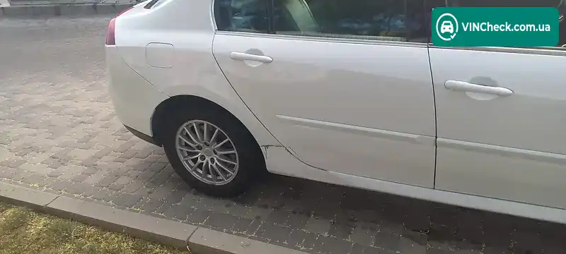 Renault Laguna 2012, фото з оголошення 2 з 11, VIN VF1BT1RG647302139