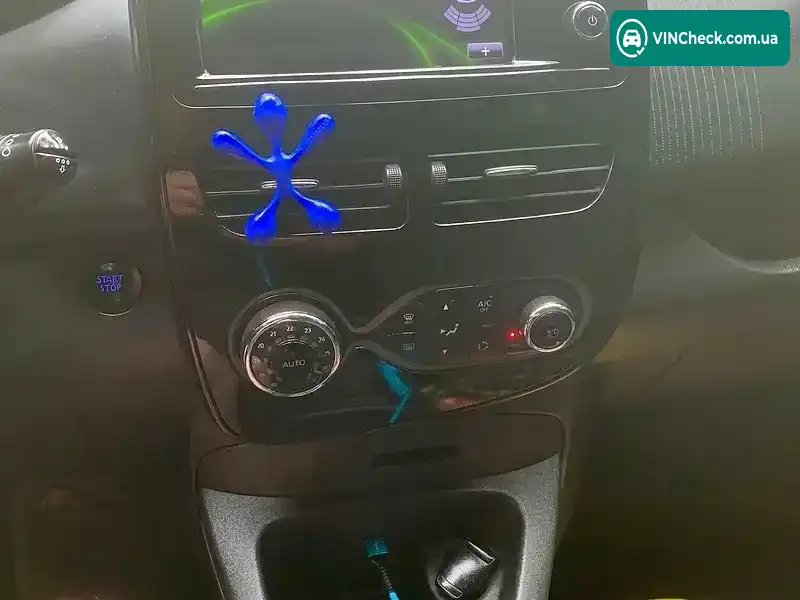 Renault Zoe 2017, фото з оголошення 2 з 20, VIN VF1AGVYF058536480