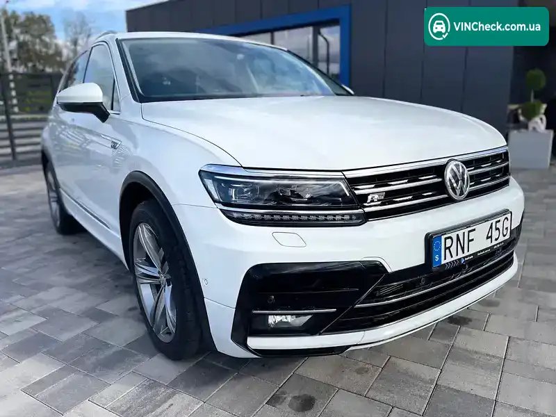 Volkswagen Tiguan 2018, фото з оголошення 2 з 20, VIN WVGZZZ5NZJW419021