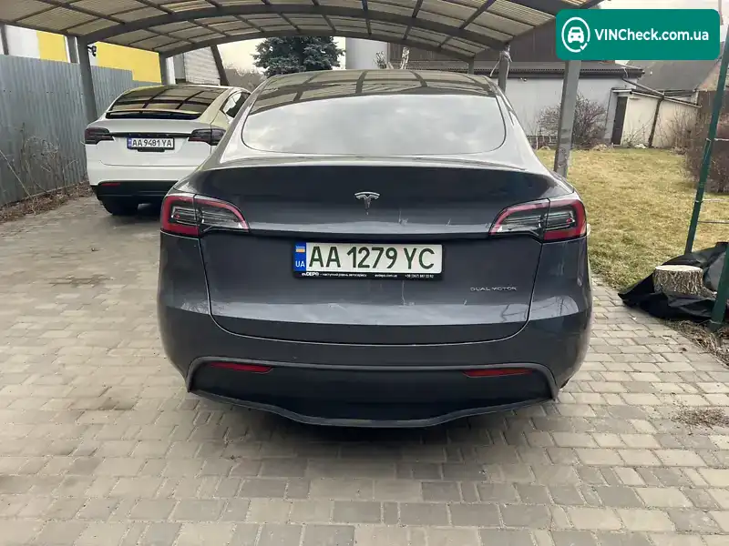 Tesla Model Y 2022, фото з оголошення 2 з 12, VIN 7SAYGAEE0NF431104