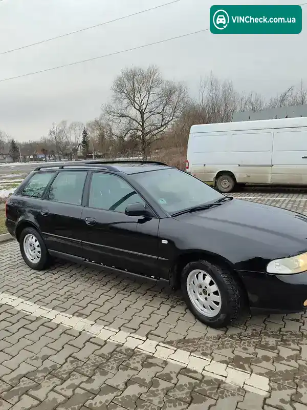 Audi A4 2000, фото з оголошення 2 з 9, VIN WAUZZZ8DZYA195507