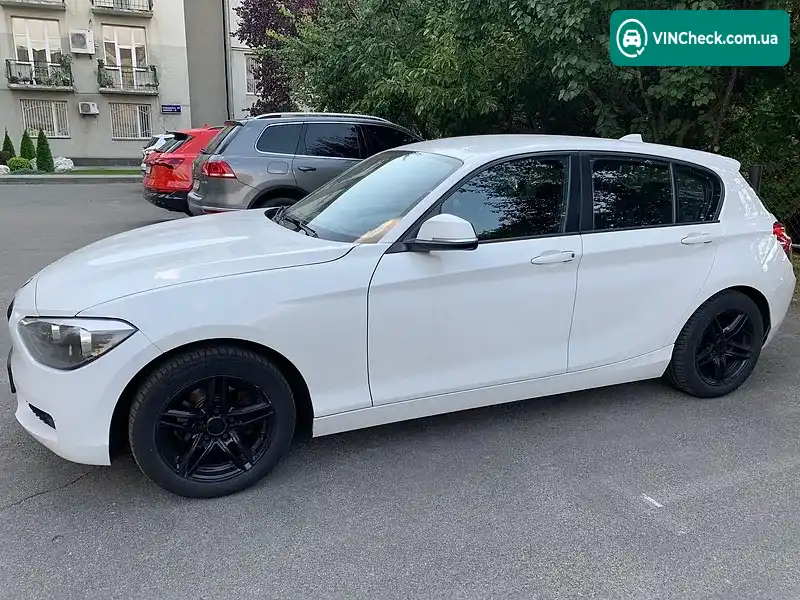 BMW 1 Series 2011, фото з оголошення 1 з 20, VIN WBA1C11080E867050