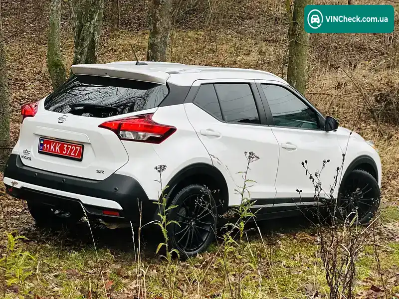 Nissan Kicks 2020, фото з оголошення 2 з 20, VIN 3N1CP5DVXLL569346