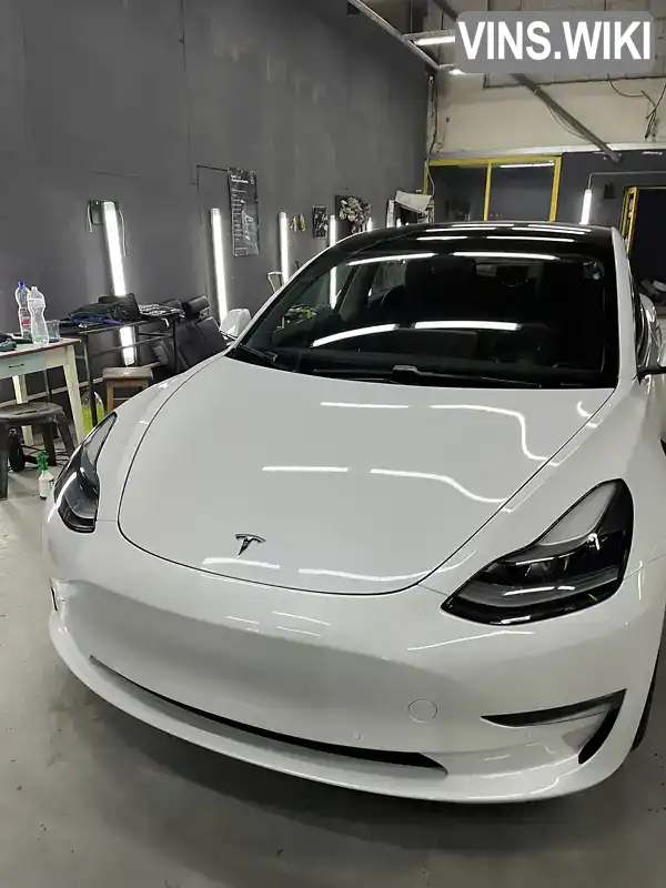 Tesla Model 3 2021, фото з оголошення 2 з 10, VIN 5YJ3E1EB4MF030141