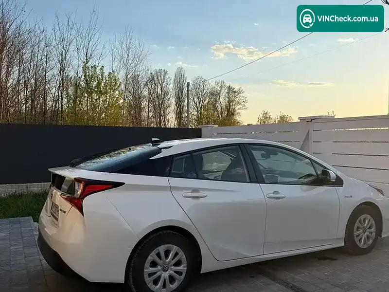 Toyota Prius 2019, фото з оголошення 2 з 18, VIN JTDKARFU3K3077998