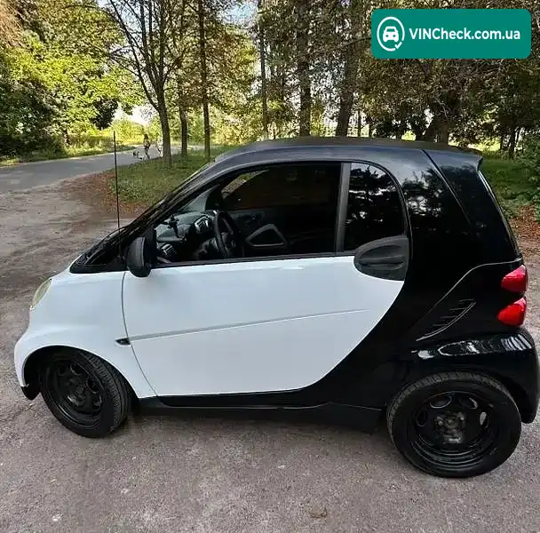 Smart Fortwo 2010, фото з оголошення 2 з 7, VIN WME4513011K397619
