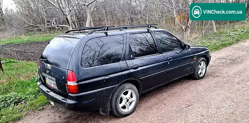 Ford Escort 1995, фото з оголошення 1 з 12, VIN 1G8ZE1594PZ272377
