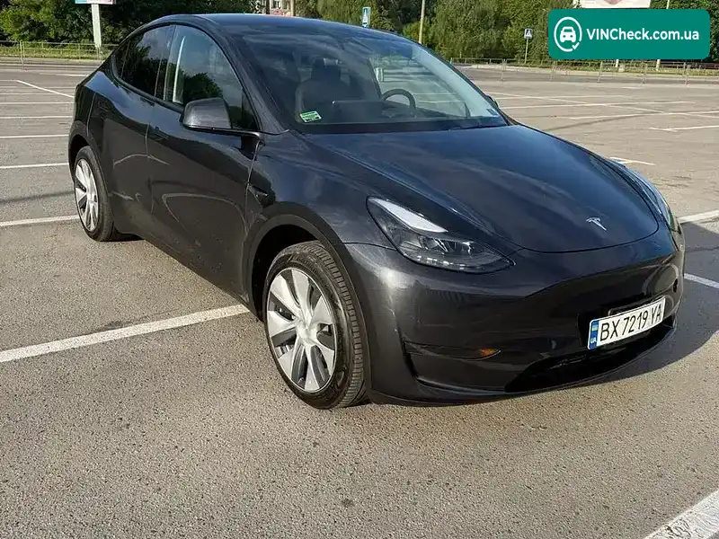 Tesla Model Y 2024, фото з оголошення 2 з 21, VIN 7SAYGDED1RF072568