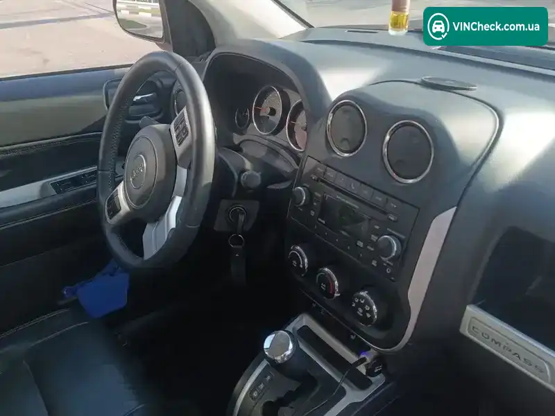 Jeep Compass 2016, фото з оголошення 2 з 6, VIN 1C4NJCEA2GD737239