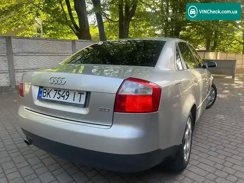Audi A4 2000, фото з оголошення 2 з 20, VIN WAUZZZ8EZ1A009468