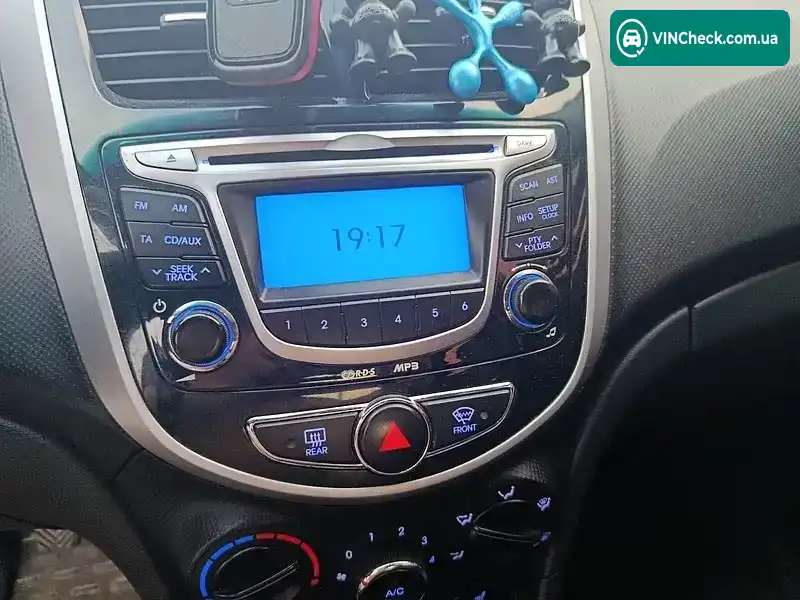 Hyundai Accent 2011, фото з оголошення 2 з 8, VIN Z94CU41DABR078112