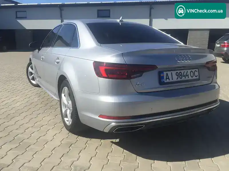 Audi A4 2018, фото з оголошення 2 з 20, VIN WAUDNAF42KA011384
