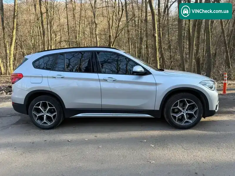 BMW X1 2017, фото з оголошення 2 з 21, VIN WBAHT910705J10914