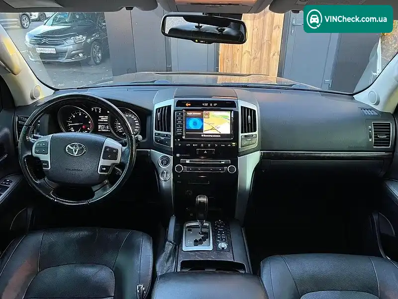 Toyota Land Cruiser 2012, фото з оголошення 2 з 20, VIN JTMCV05J904077863