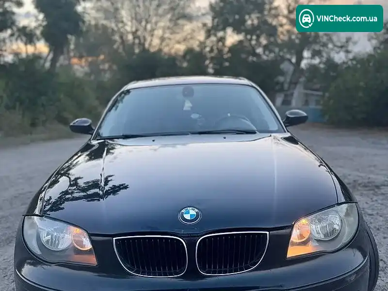 BMW 1 Series 2005, фото з оголошення 2 з 20, VIN WBAUG310X0PU43161
