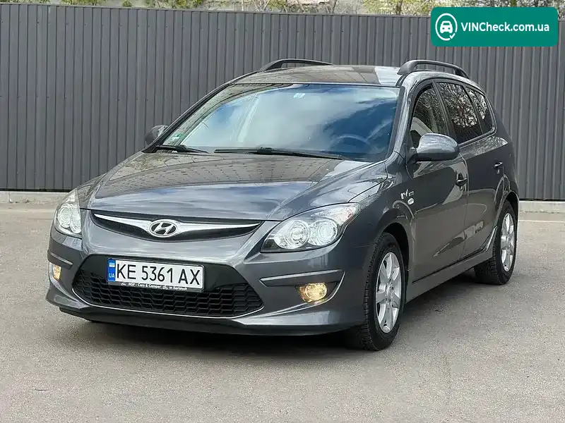 Hyundai i30 2010, фото з оголошення 2 з 19, VIN TMADB81CABJ058137