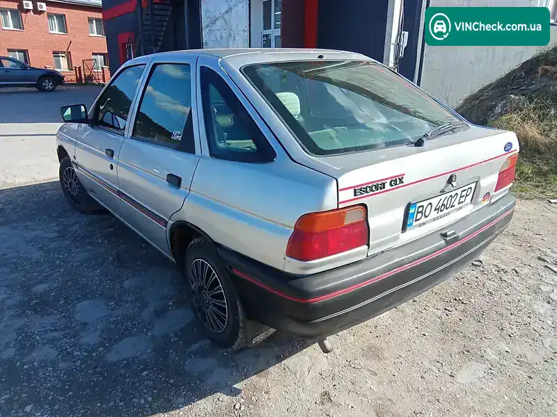 Ford Escort 1990, фото з оголошення 1 з 10, VIN WF0AXXGCAALG65938