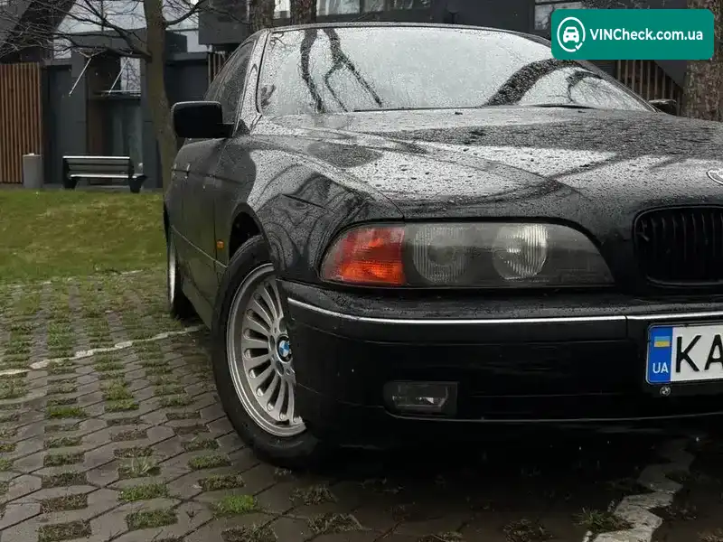 BMW 5 Series 1996, фото з оголошення 2 з 12, VIN WBADD21050BH52359