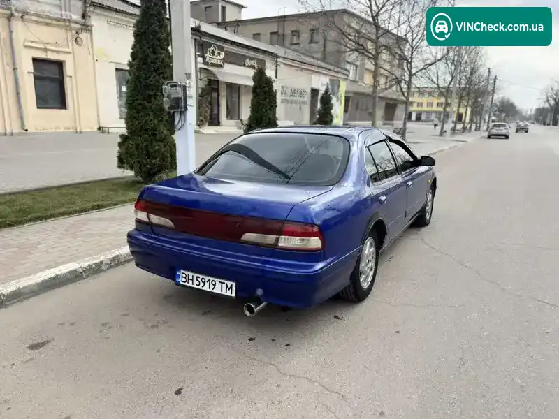 Nissan Maxima 1995, фото з оголошення 2 з 7, VIN JN1CAUA32U0011044