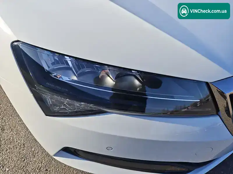 Skoda Superb 2021, фото з оголошення 2 з 21, VIN TMBAM8NP5NB300027