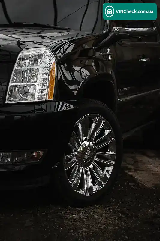 Cadillac Escalade 2007, фото з оголошення 2 з 12, VIN 1GYFK63857R350605