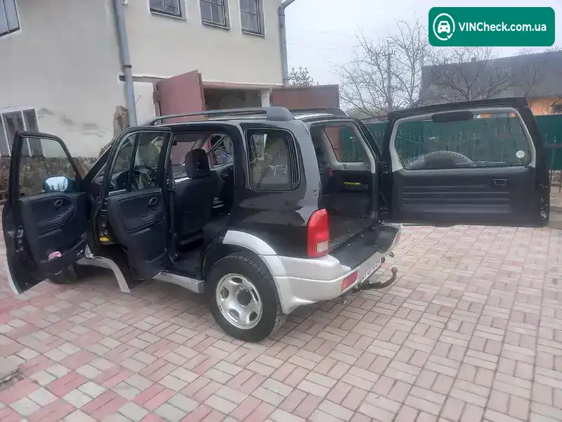Suzuki Grand Vitara 2003, фото з оголошення 2 з 20, VIN JSAFTD83V00101686