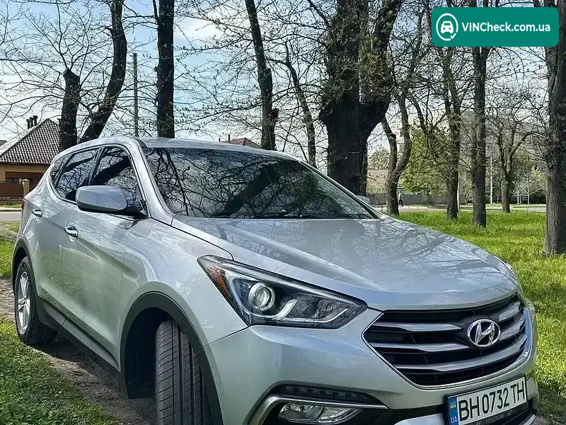 Hyundai Santa FE 2018, фото з оголошення 2 з 16, VIN 5XYZT3LB0JG565924